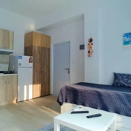 Sea Star Kallikratia Aparthotel 3*